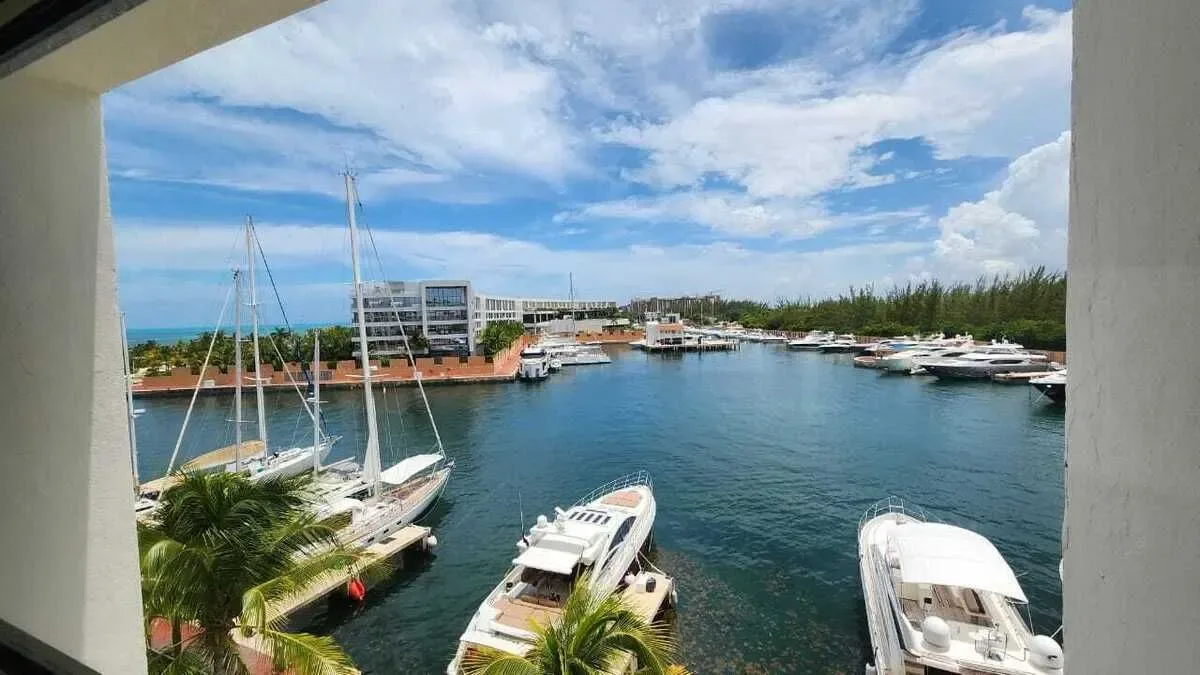 PENTHOUSE CON VISTA AL MAR Y A LA MARINA EN LA AMADA RESIDENCE - 1